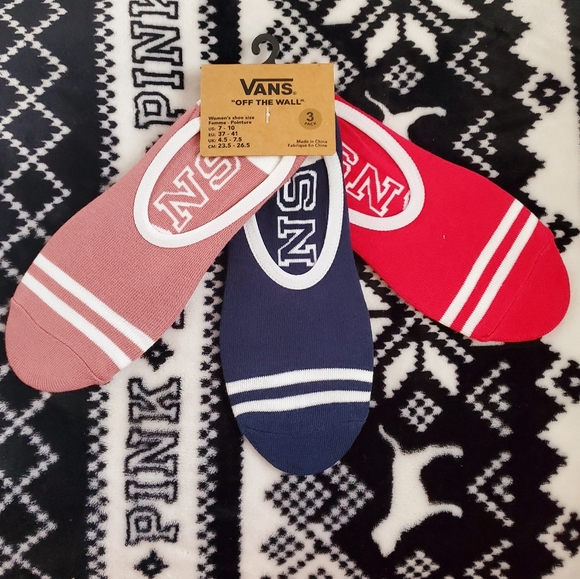 Vans Accessories - Vans 3 pack of socks NWT
